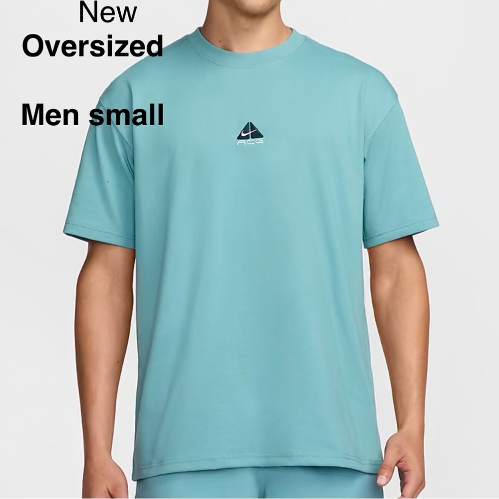 🏷️ Nike ACG Light Blue Short Sleeve Tee New With tags SALE